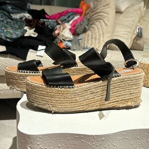 Steve Madden Platform Heel